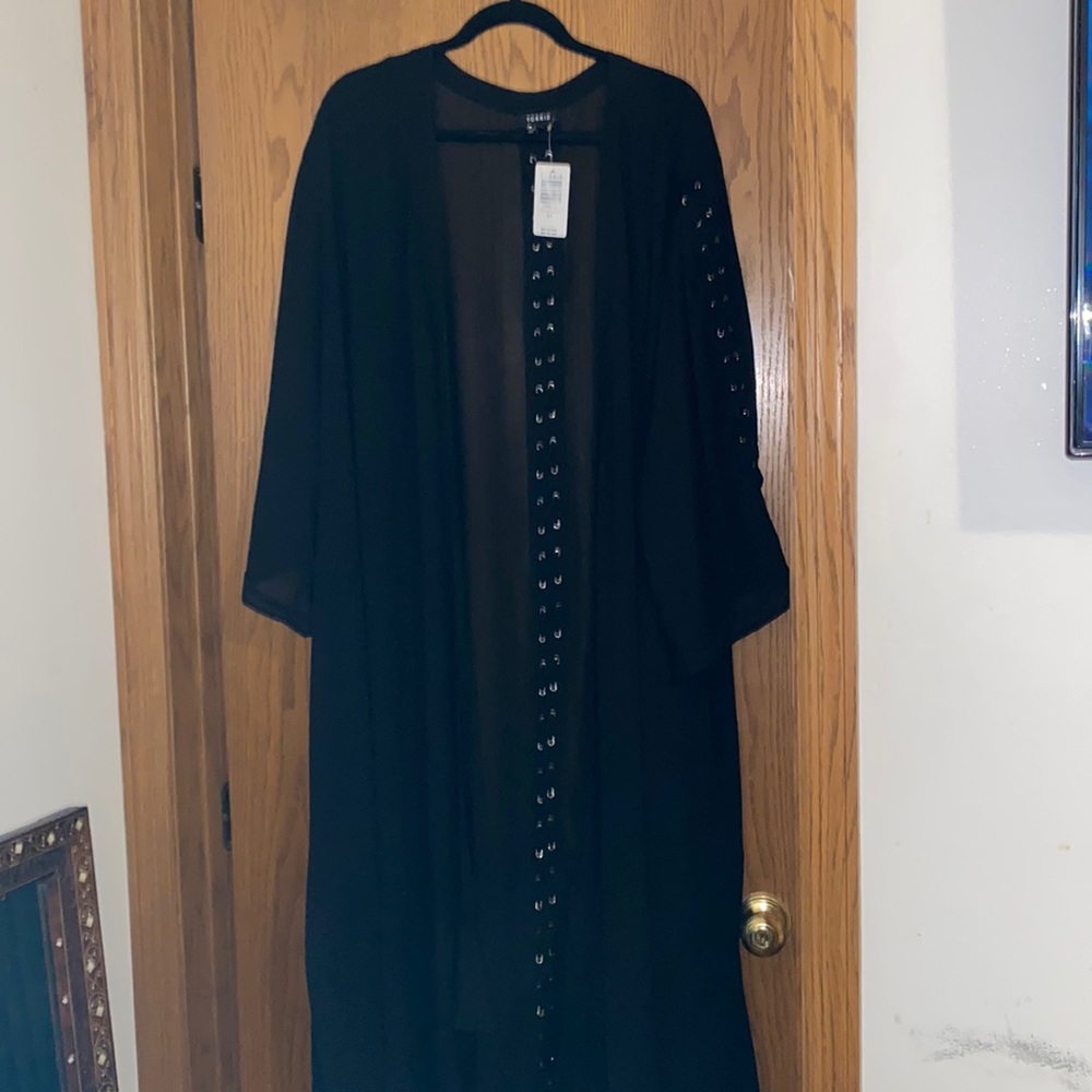 🔥Torrid Lace-up chiffon kimono!!!🔥